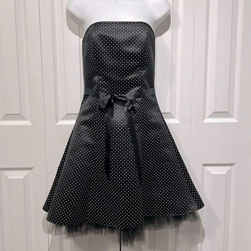 Jessica McClintock for Gunne Sax Vintage Black/White Satin Dress Size 5/6